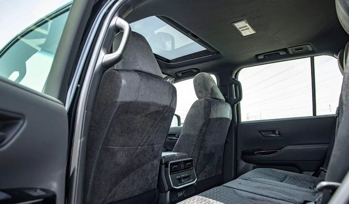 Toyota Land Cruiser GXR 3.3L DIESEL-10-0
