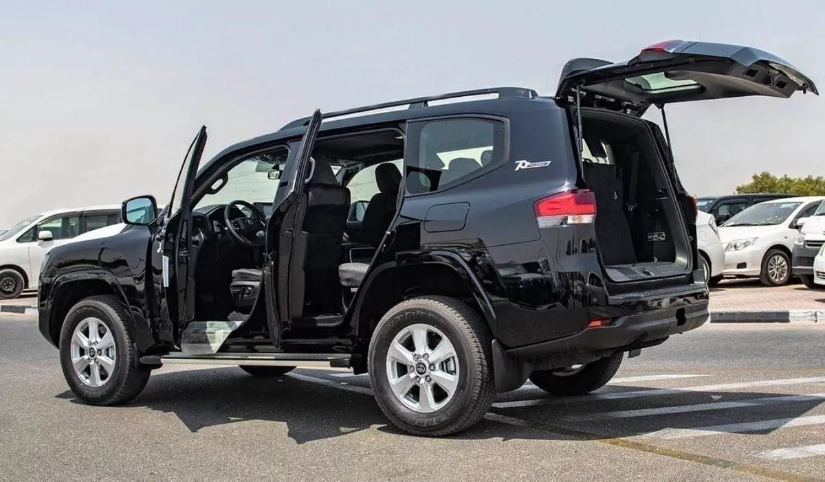 Toyota Land Cruiser GXR 3.3L DIESEL-3-0