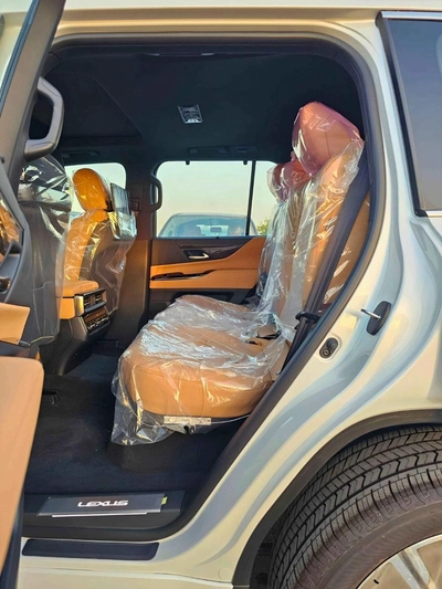 Lexus LX500D TURBO SPORTS /3.3L V6 DIESEL /POWER SEATS & 360*CAM / SUNROOF / FULL OPTION-17