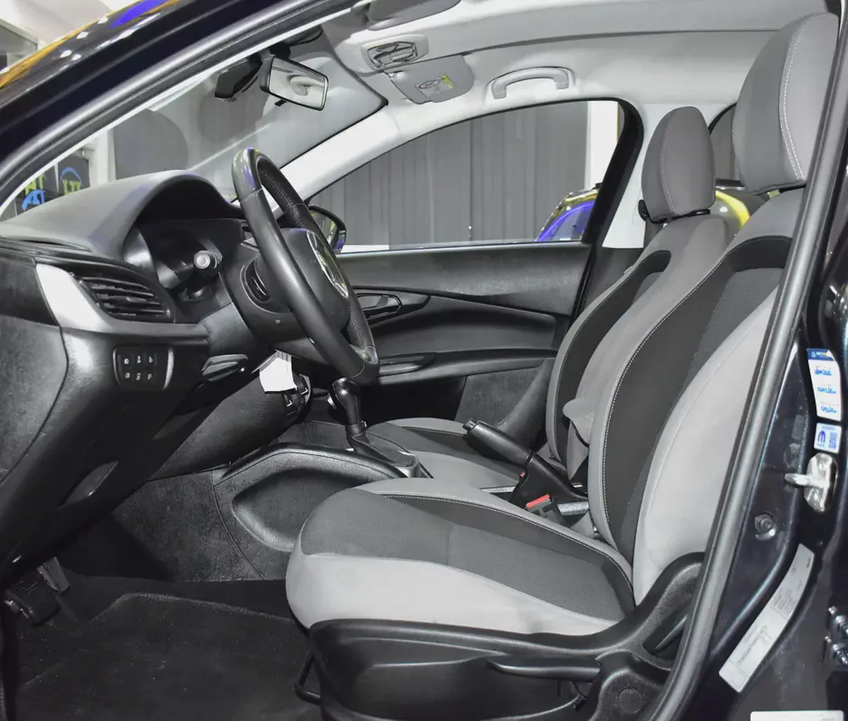 EXCELLENT DEAL for our Dodge Neon ( 2017 Model ) in Black Color GCC Specs-9-9