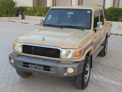 2013 Toyota Land Cruiser Pickup 4.0L V6  Interior and Exterior Excellent Condition-1