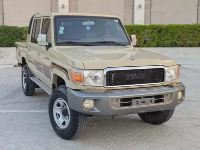 2013 Toyota Land Cruiser Pickup 4.0L V6  Interior and Exterior Excellent Condition-3