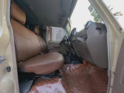 2013 Toyota Land Cruiser Pickup 4.0L V6  Interior and Exterior Excellent Condition-5