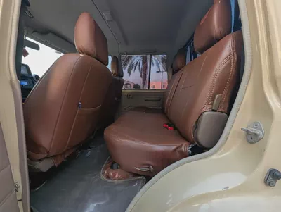 2013 Toyota Land Cruiser Pickup 4.0L V6  Interior and Exterior Excellent Condition-7