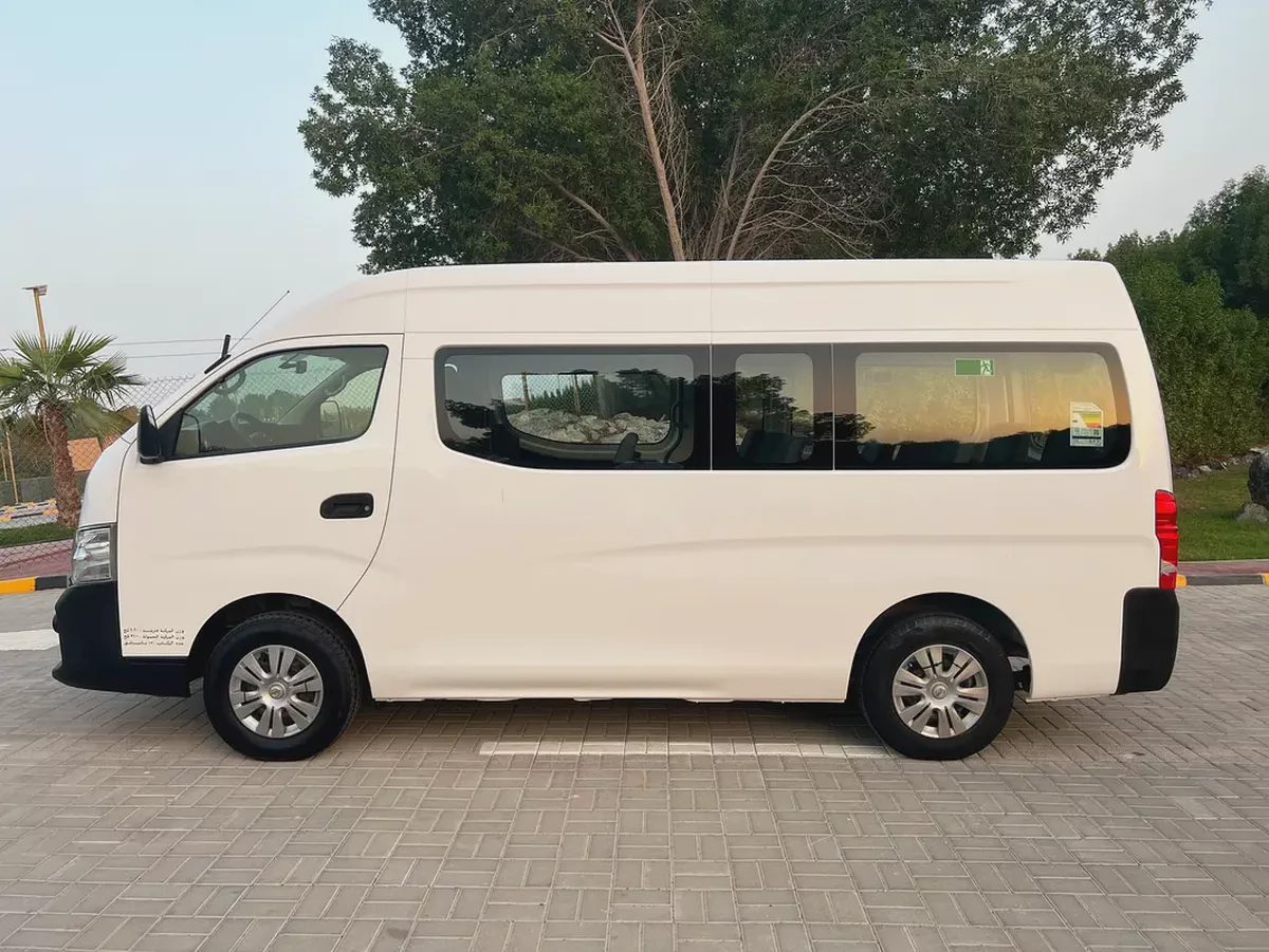 Nissan Urvan NV350 2021 GCC Specs - Reliable Commercial Van-3-3