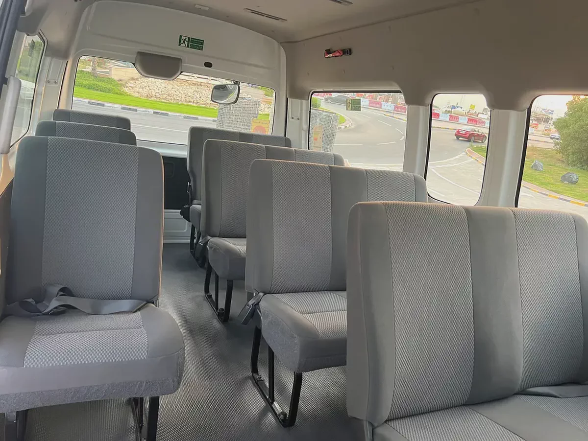 Nissan Urvan NV350 2021 GCC Specs - Reliable Commercial Van-7-7