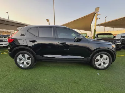 Volvo XC40 T4 Momentum 2022 American Specs-1