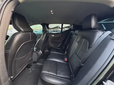 Volvo XC40 T4 Momentum 2022 American Specs-5