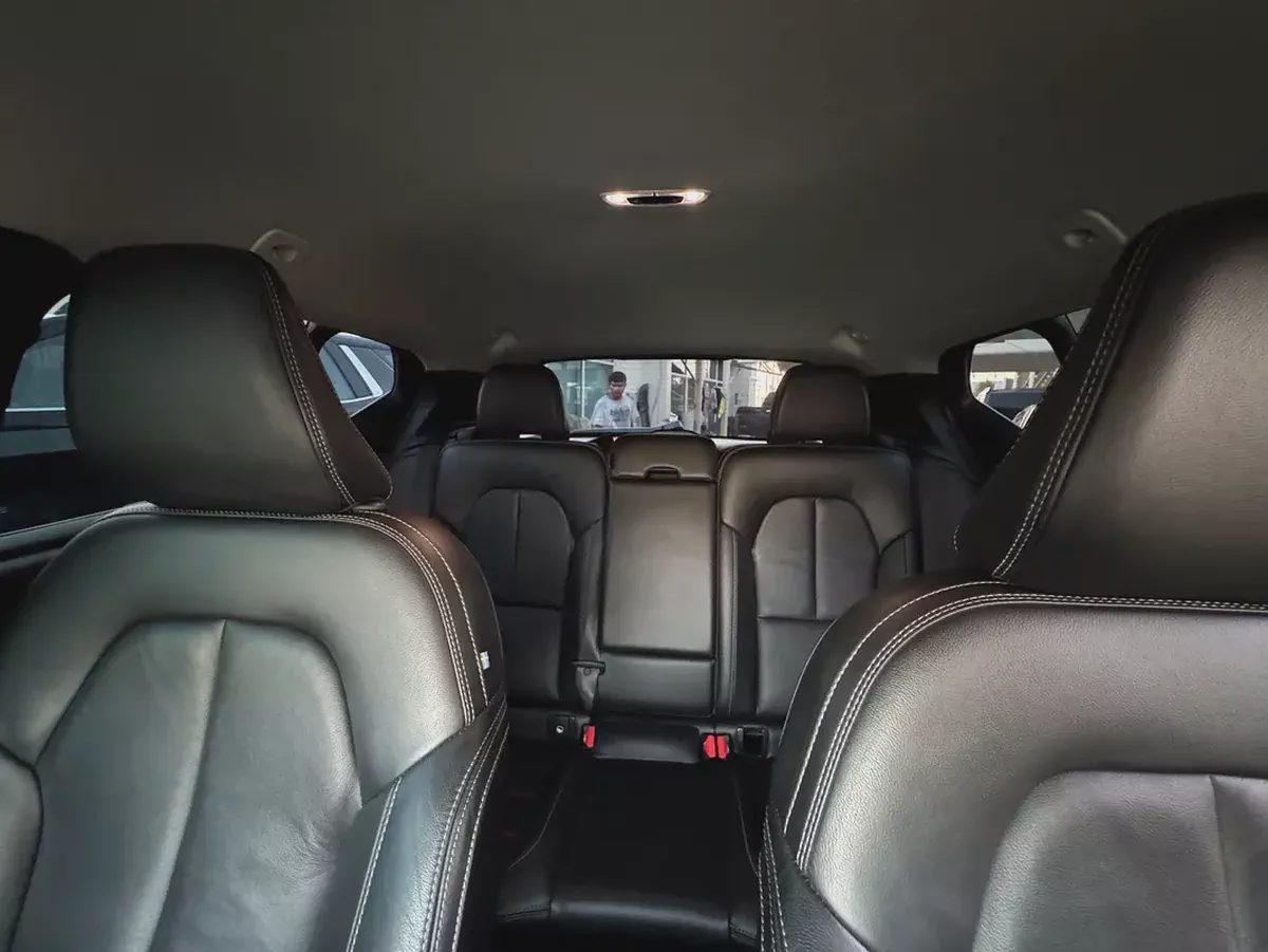 Volvo XC40 T4 Momentum 2022 American Specs-12-12