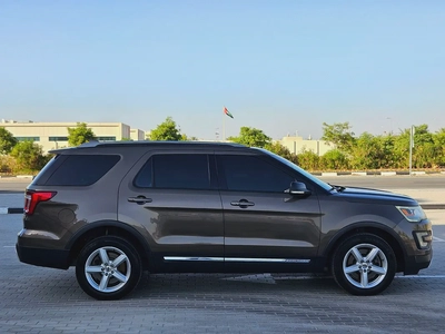 Ford Explorer XLT Limited 2016 GCC Premium Condition Single Hand Driven Car Full Option TOP-17