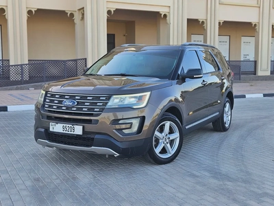 Ford Explorer XLT Limited 2016 GCC Premium Condition Single Hand Driven Car Full Option TOP-3