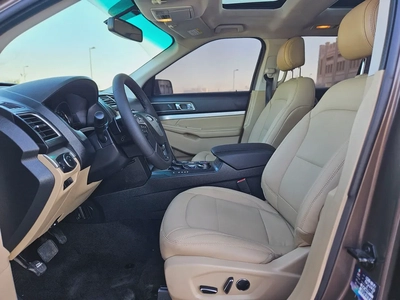 Ford Explorer XLT Limited 2016 GCC Premium Condition Single Hand Driven Car Full Option TOP-8