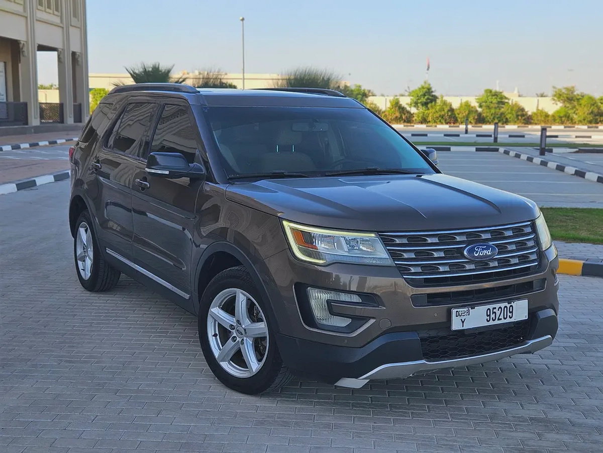 Ford Explorer XLT Limited 2016 GCC Premium Condition Single Hand Driven Car Full Option TOP