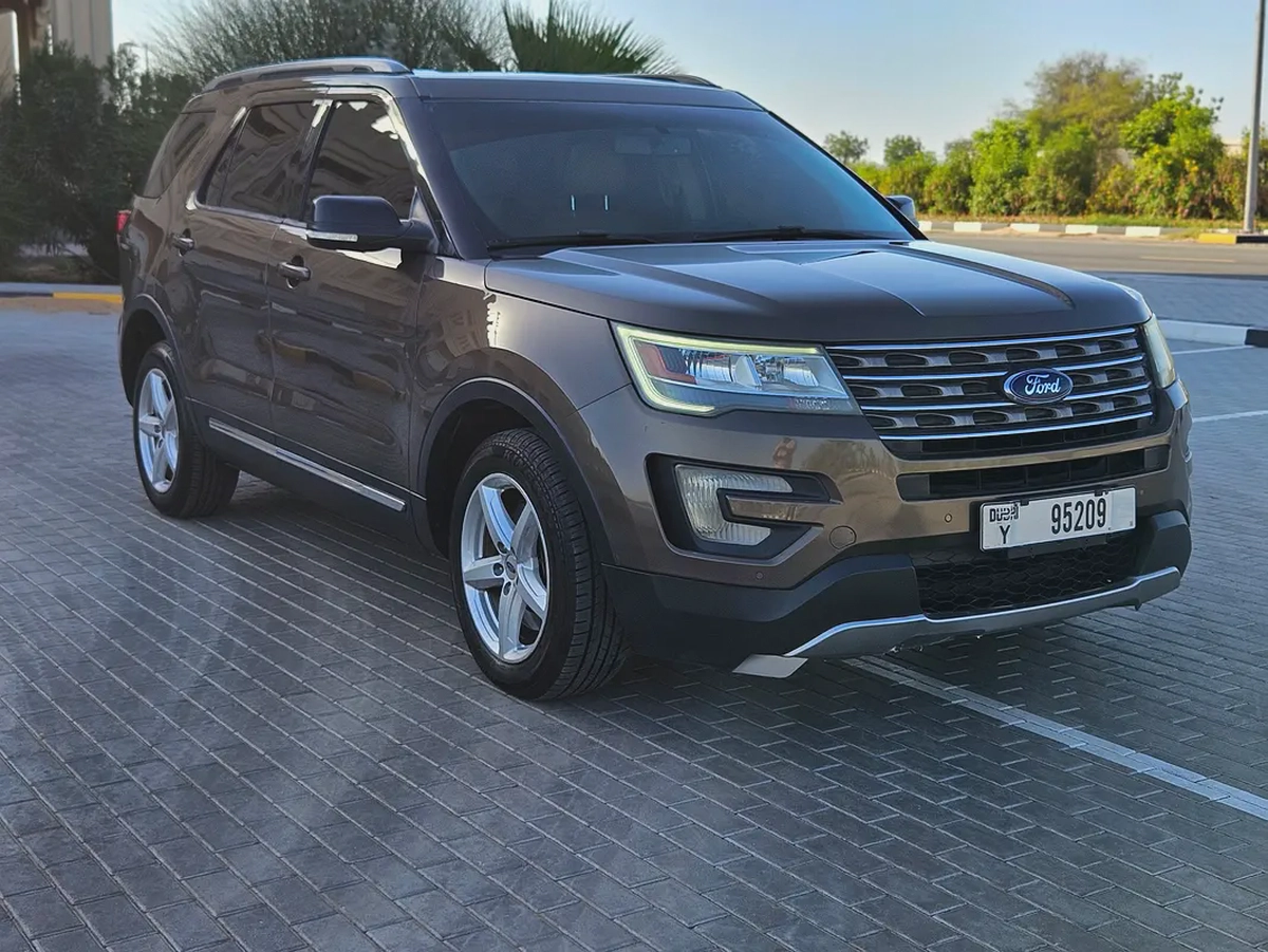 Ford Explorer XLT Limited 2016 GCC Premium Condition Single Hand Driven Car Full Option TOP
