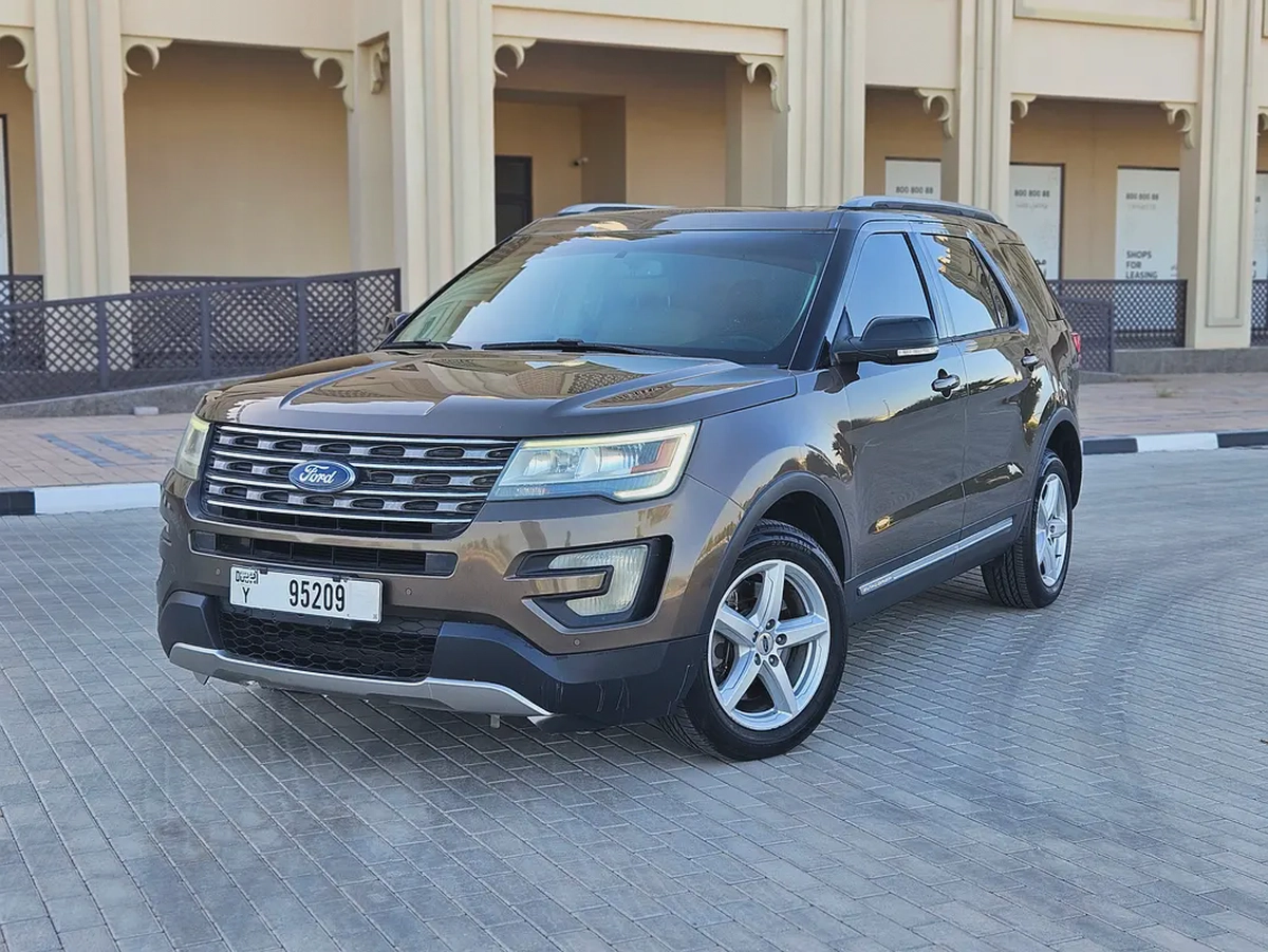 Ford Explorer XLT Limited 2016 GCC Premium Condition Single Hand Driven Car Full Option TOP