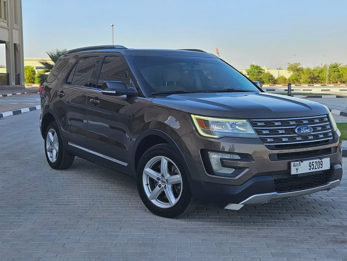 Ford Explorer XLT Limited 2016 GCC Premium Condition Single Hand Driven Car Full Option TOP