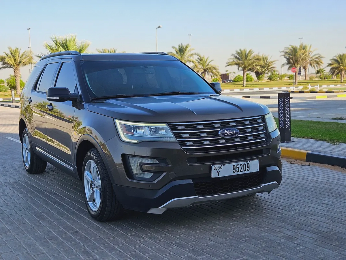 Ford Explorer XLT Limited 2016 GCC Premium Condition Single Hand Driven Car Full Option TOP