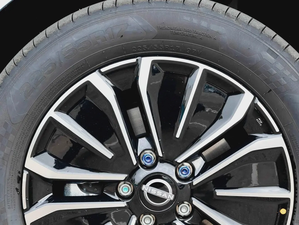 Nissan N6 180 Max 2026 Chinese Specs - Brand New EV Sedan-10-10