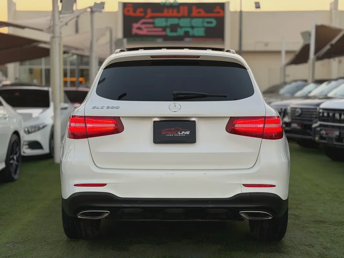 2019 Mercedes-Benz GLC 300 4MATIC | Pristine Condition | US Specs-3-3