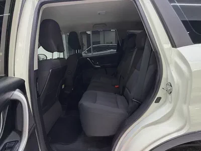 Mahindra XUV 500 W6 2022 GCC Specs - Excellent Condition-7