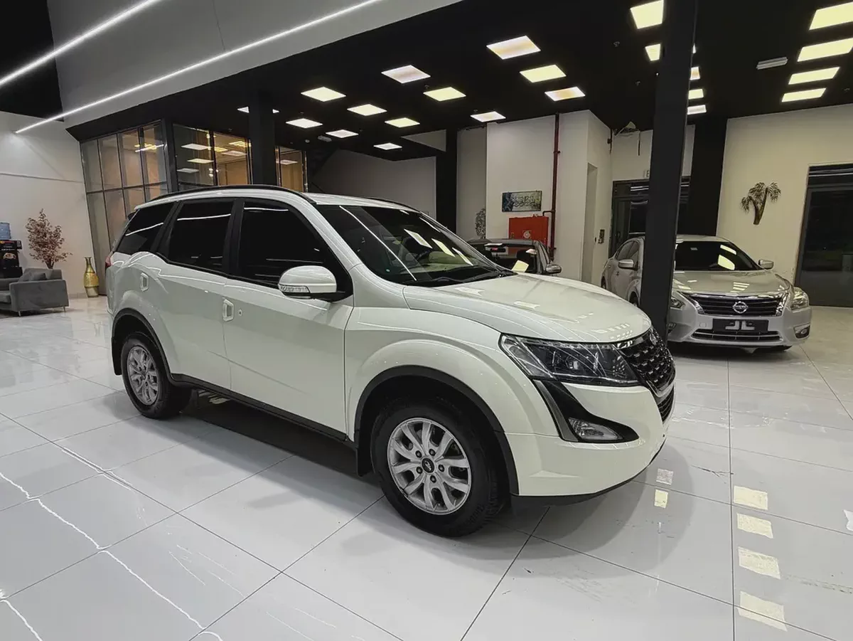 Mahindra XUV 500 W6 2022 GCC Specs - Excellent Condition-2-2