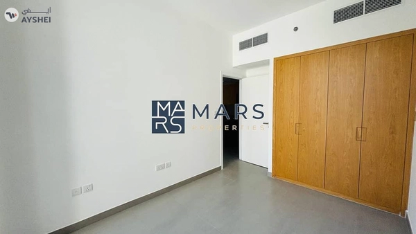 Cozy 1BHK with Balcony & Stunning Community View