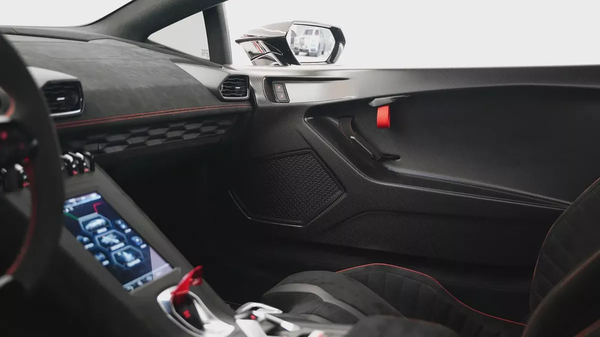 2021 LAMBORGHINI HURACAN STO-7-7