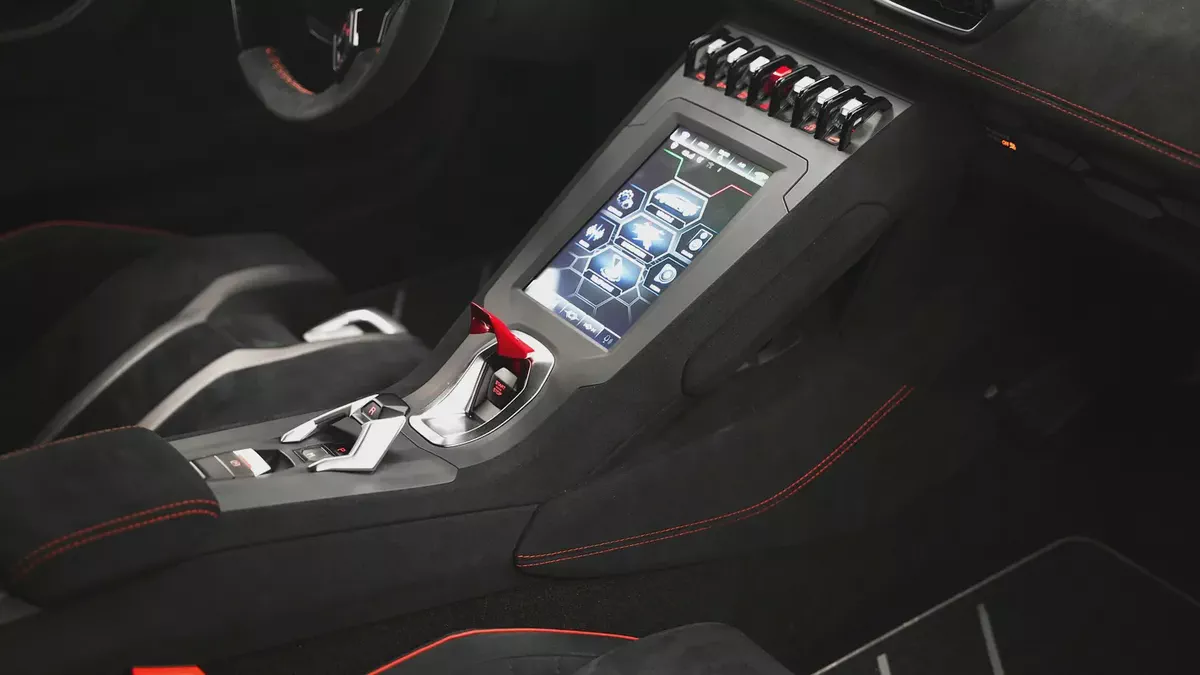 2021 LAMBORGHINI HURACAN STO-8-8