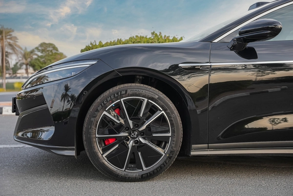 2025 BYD HAN L Smart Driving Edition 701Km Black 0Km