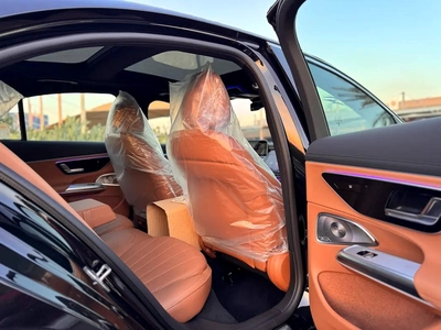 Mercedes-Benz E-Class E 300-1