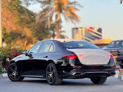 Mercedes-Benz E-Class E 300-10