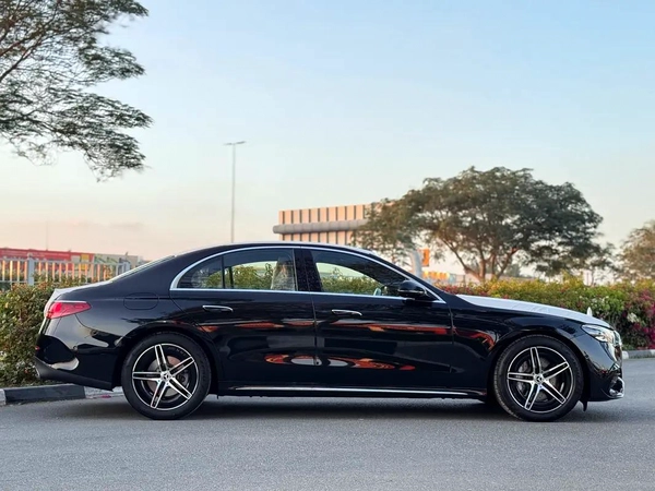 Mercedes-Benz E-Class E 300