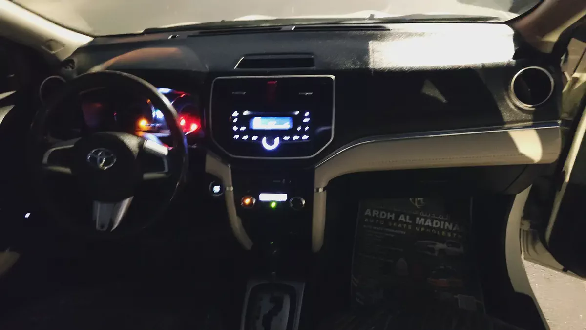Toyota Rush EX 2022 GCC Specs-11-11