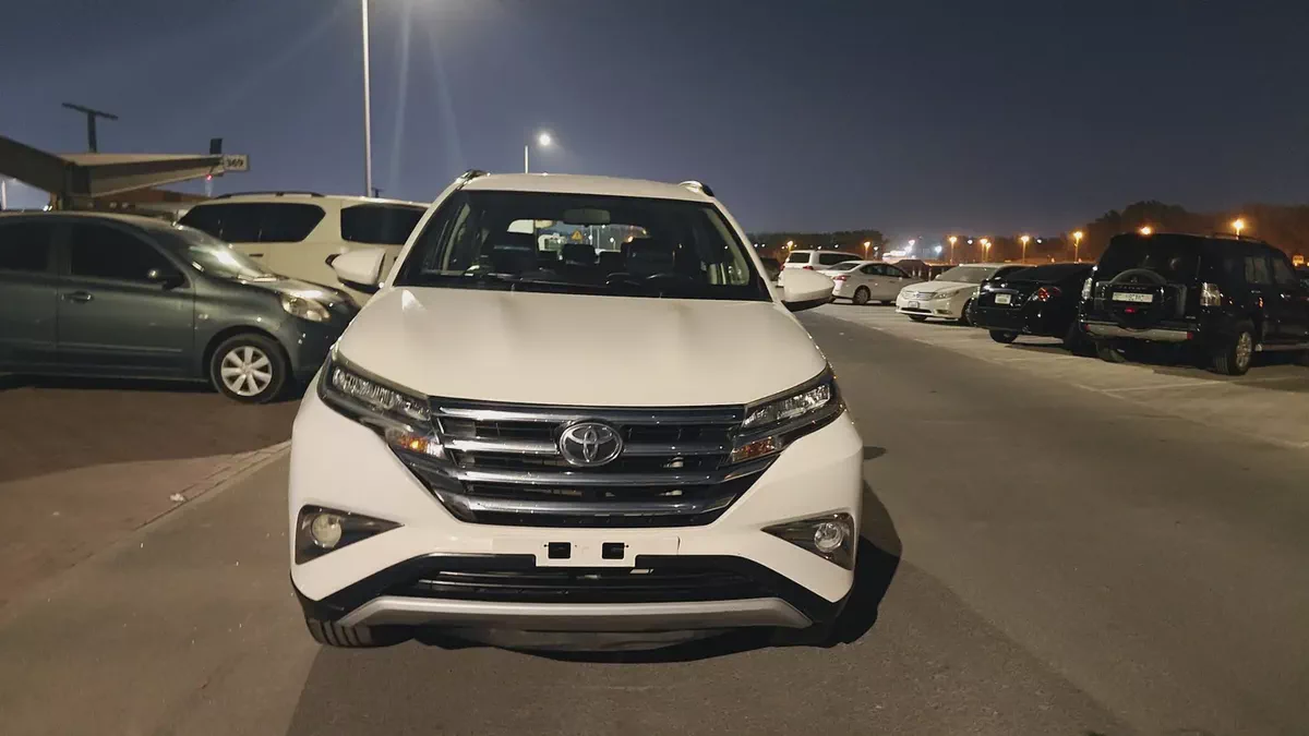 Toyota Rush EX 2022 GCC Specs-2-2