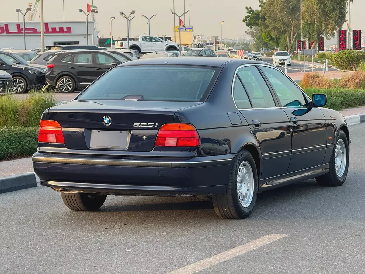BMW525I 2000 - Japan Import - Clean Title-3-3