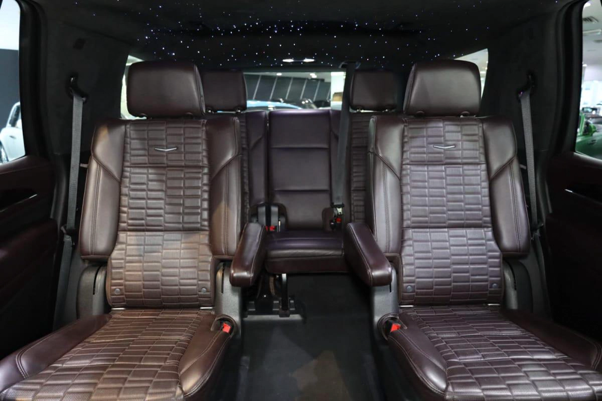 Cadillac Escalade Platinum Sport-9-9