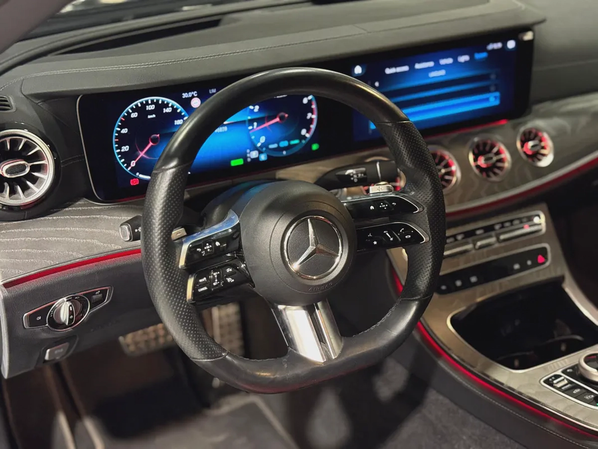 Mercedes-Benz E 450 AMG | 2021 | Full Option | Pristine Condition.-7-7