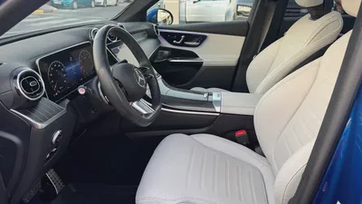2023 Mercedes-Benz GLC 300 4MATIC - American Specs - GCC Stock-11