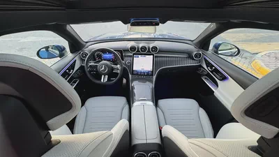 2023 Mercedes-Benz GLC 300 4MATIC - American Specs - GCC Stock-7