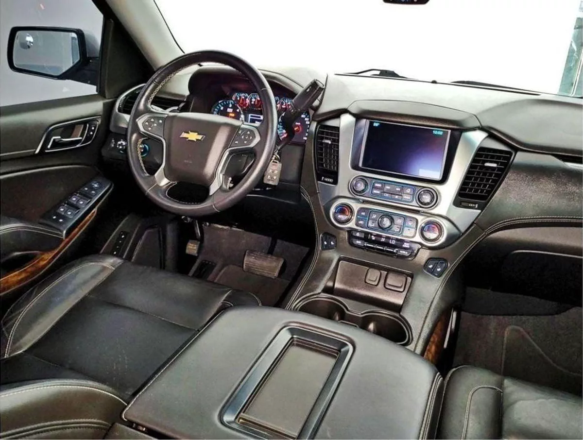 Chevrolet Suburban LT SR/NAV/DVD/COOL BOX LT SUNROOF  8CYL- 5.3L USA SPECIFICATION-ORIGINAL PAINT/ CLEAN TITLE-6-0