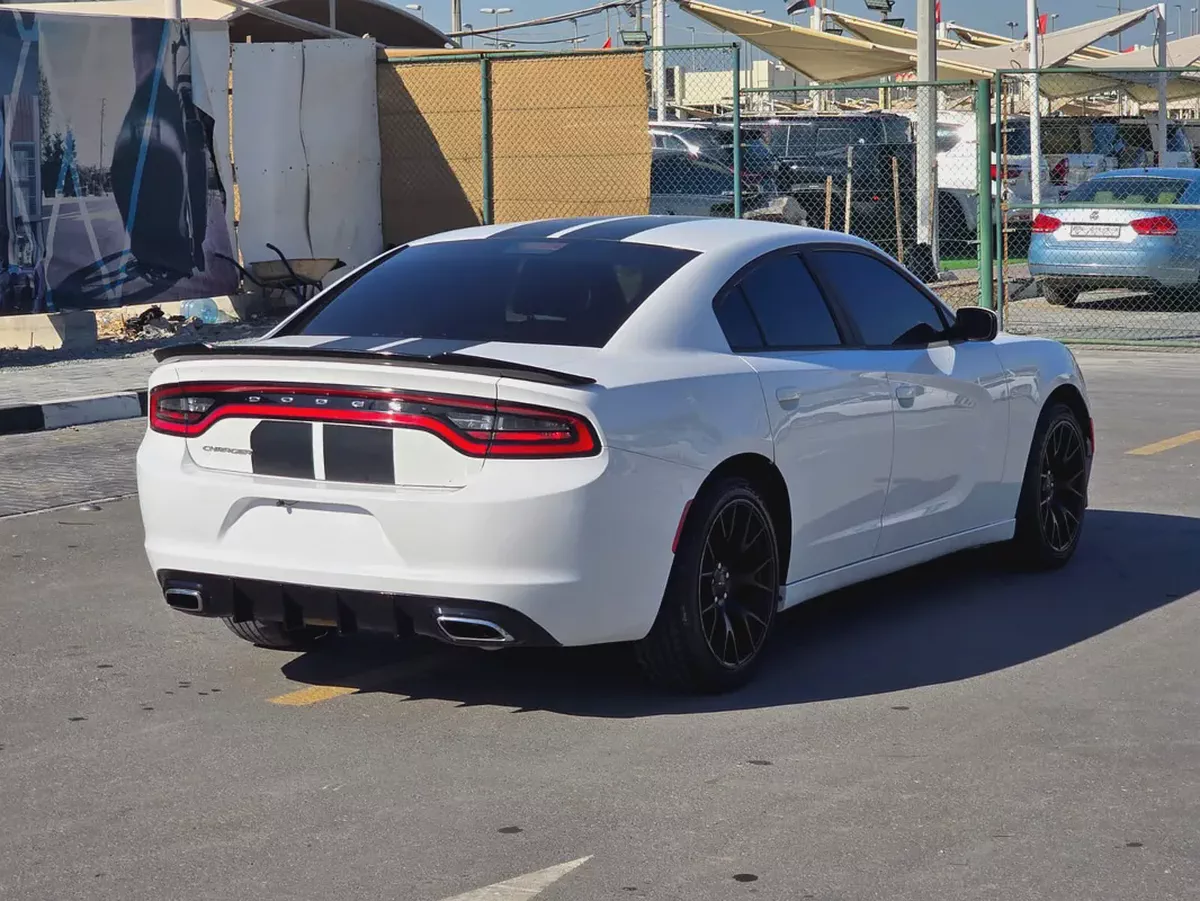 دودج تشارجر 2015 مواصفات خليجية SXT بحالة جيدة-4-4