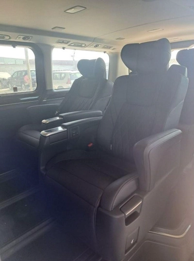 Toyota Granvia PREMIUM GRANVIA 3.5L-10