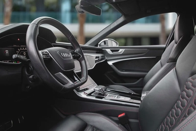 6,855 P.M |  RS6 4.0 TFSI Quattro | 0% Downpayment | AUDI Service Package | Perfect Condition!-8