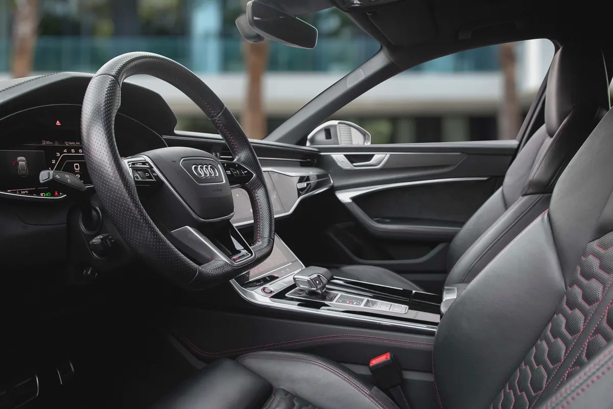 6,855 P.M |  RS6 4.0 TFSI Quattro | 0% Downpayment | AUDI Service Package | Perfect Condition!-8-8