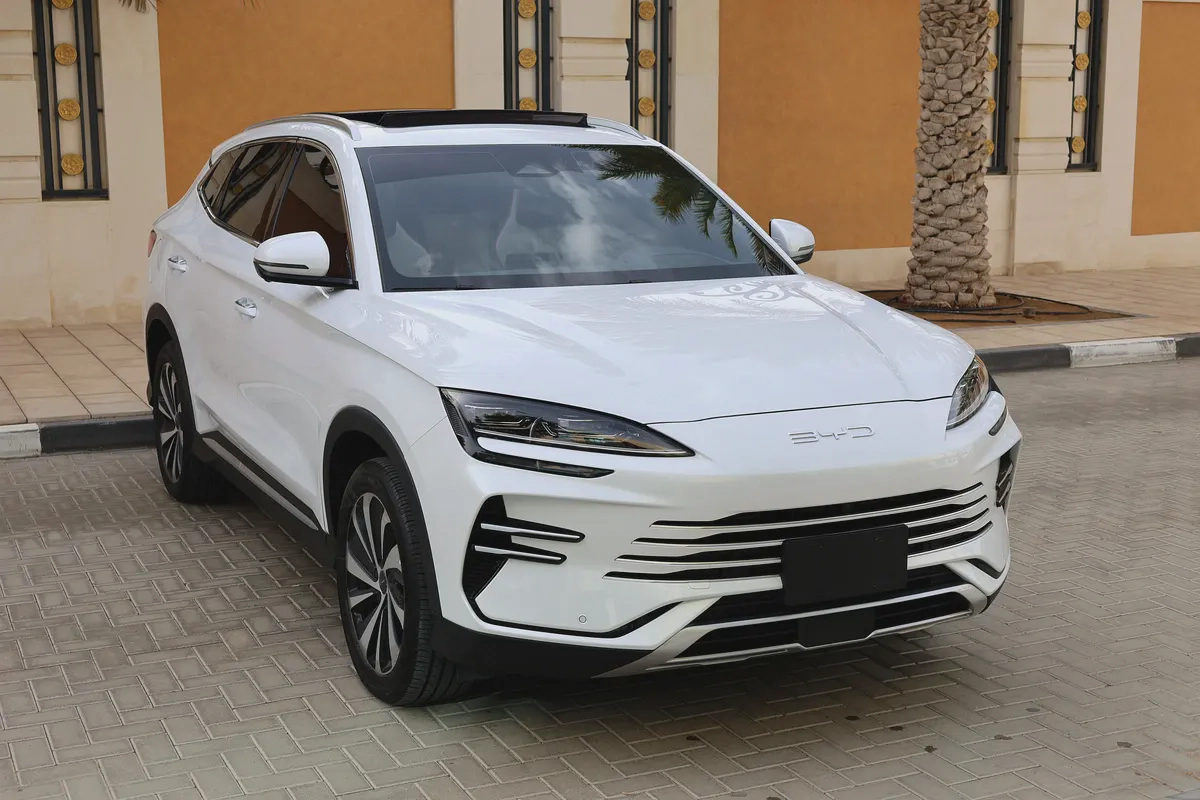 YD SONG PLUS PREMIUBM - 6YRS WARRANTY / 45,000 KM SERVICE - 8YRS BATTERY WARRANTY - GCC SPECS --3-3
