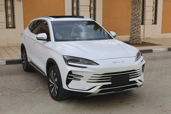 YD SONG PLUS PREMIUBM - 6YRS WARRANTY / 45,000 KM SERVICE - 8YRS BATTERY WARRANTY - GCC SPECS -