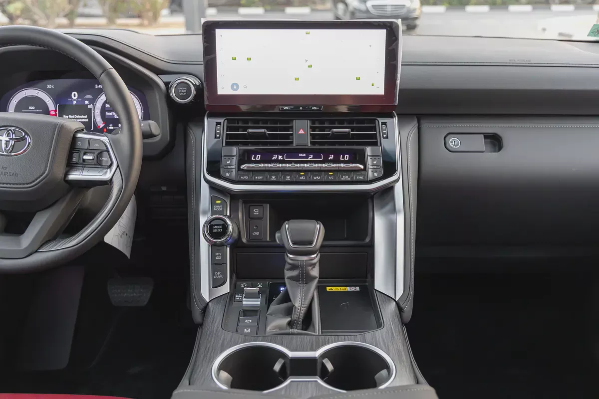 Toyota Land Cruiser LC300 VXR Aero S 2026 | GCC Specs | 4WD | V6 3.5L Twin Turbo | Petrol-17-17