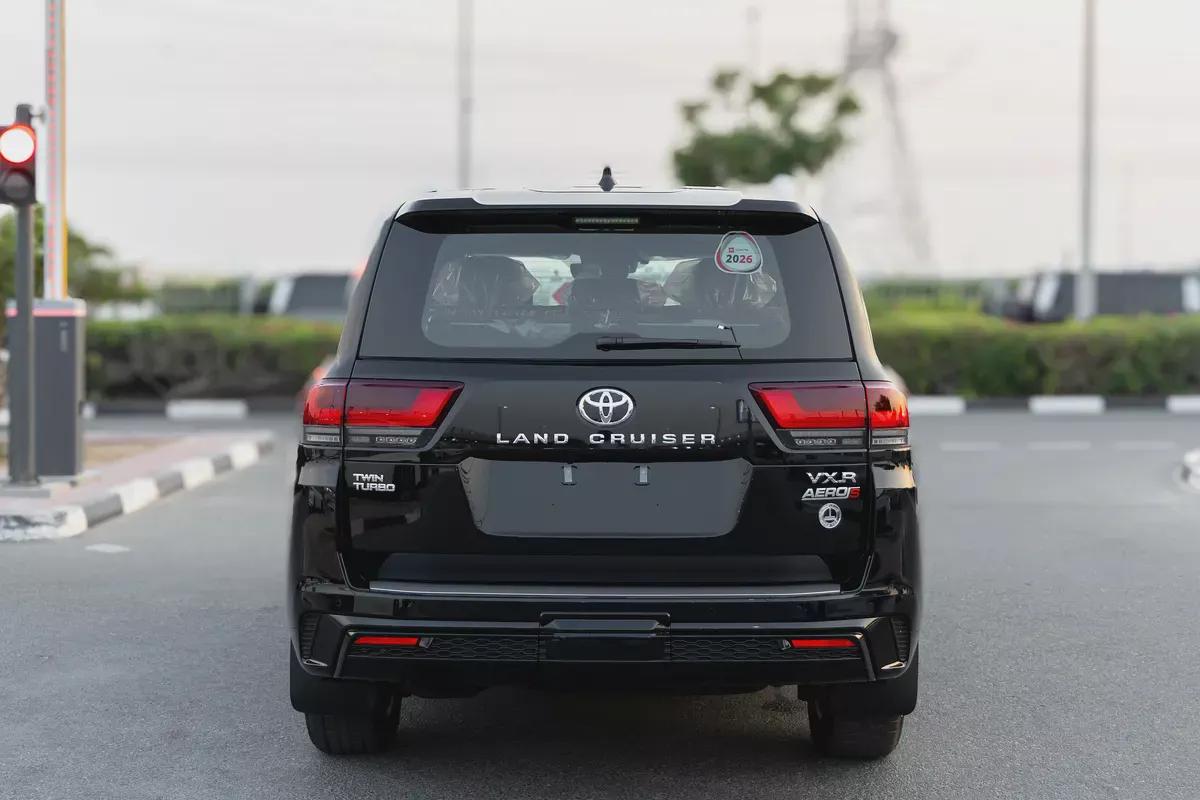 Toyota Land Cruiser LC300 VXR Aero S 2026 | GCC Specs | 4WD | V6 3.5L Twin Turbo | Petrol-4-4