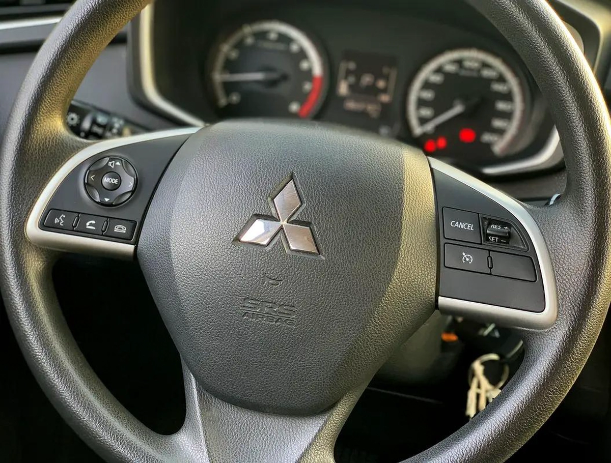 Mitsubishi Xpander Medium line-7-7
