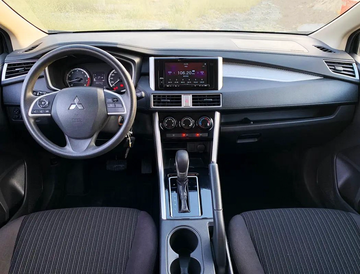 Mitsubishi Xpander Medium line-3-3